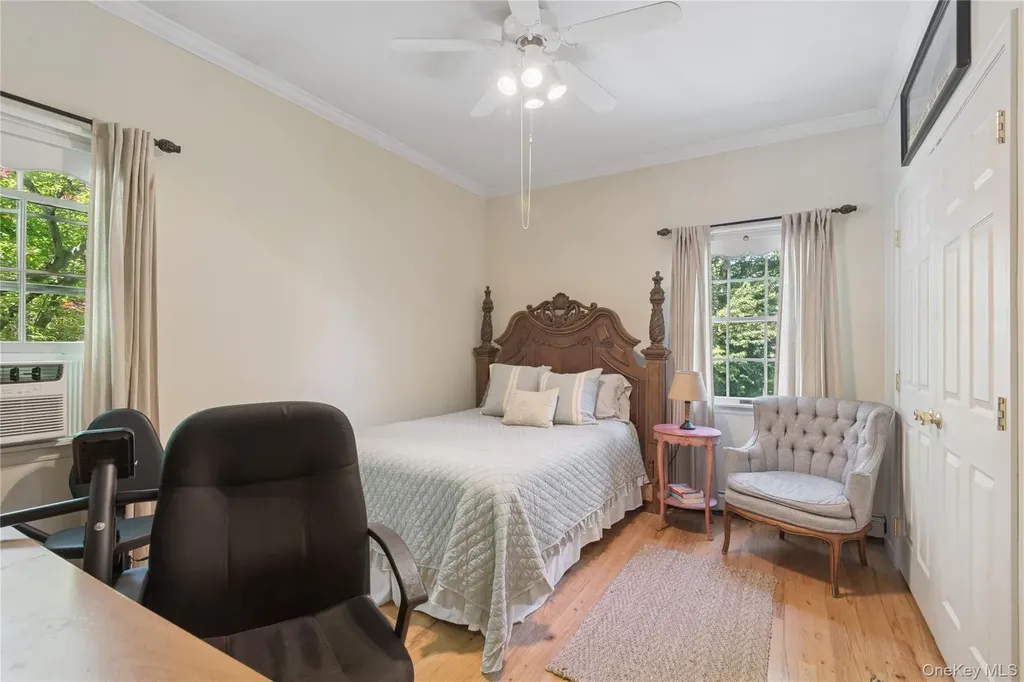 7 Orient Avenue Northport NY 11768