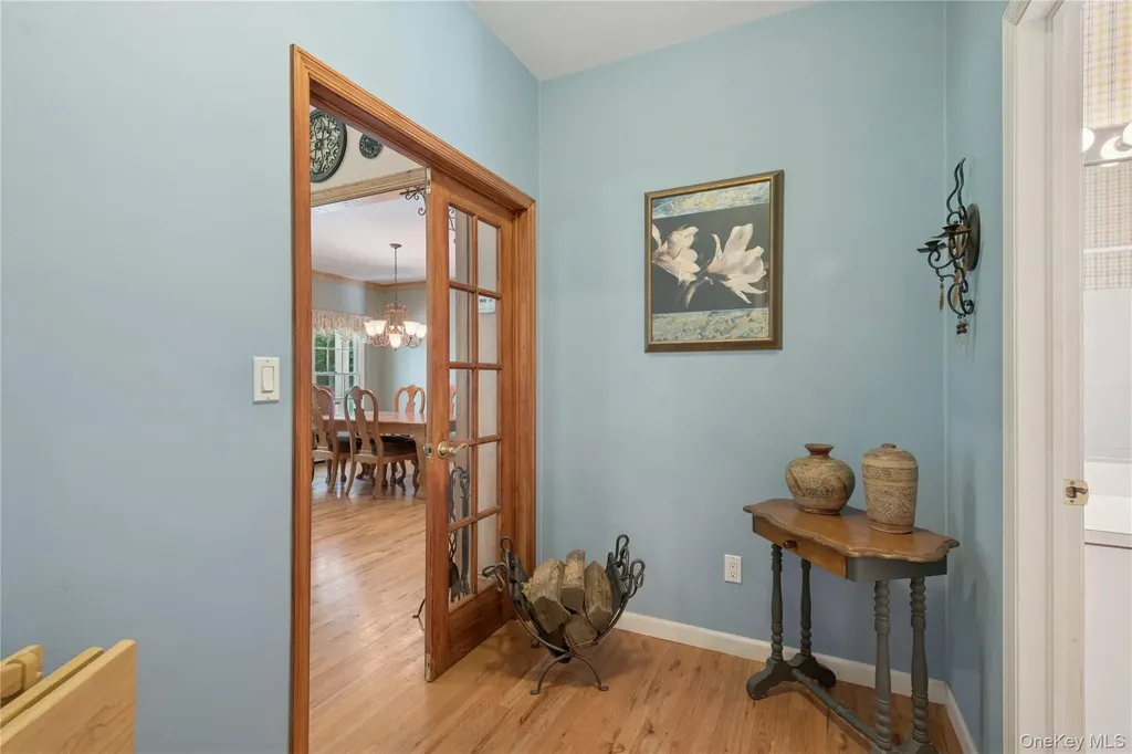 7 Orient Avenue Northport NY 11768