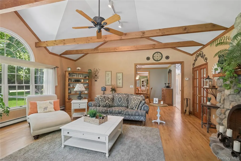 7 Orient Avenue Northport NY 11768
