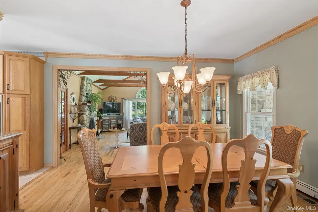 7 Orient Avenue Northport NY 11768