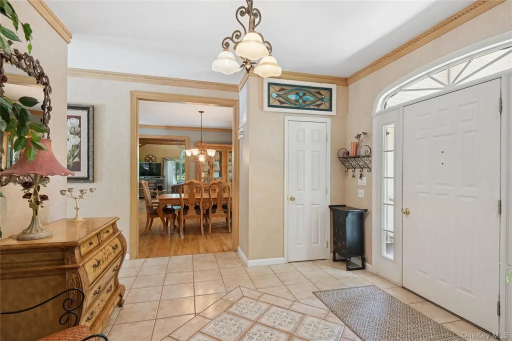 7 Orient Avenue Northport NY 11768