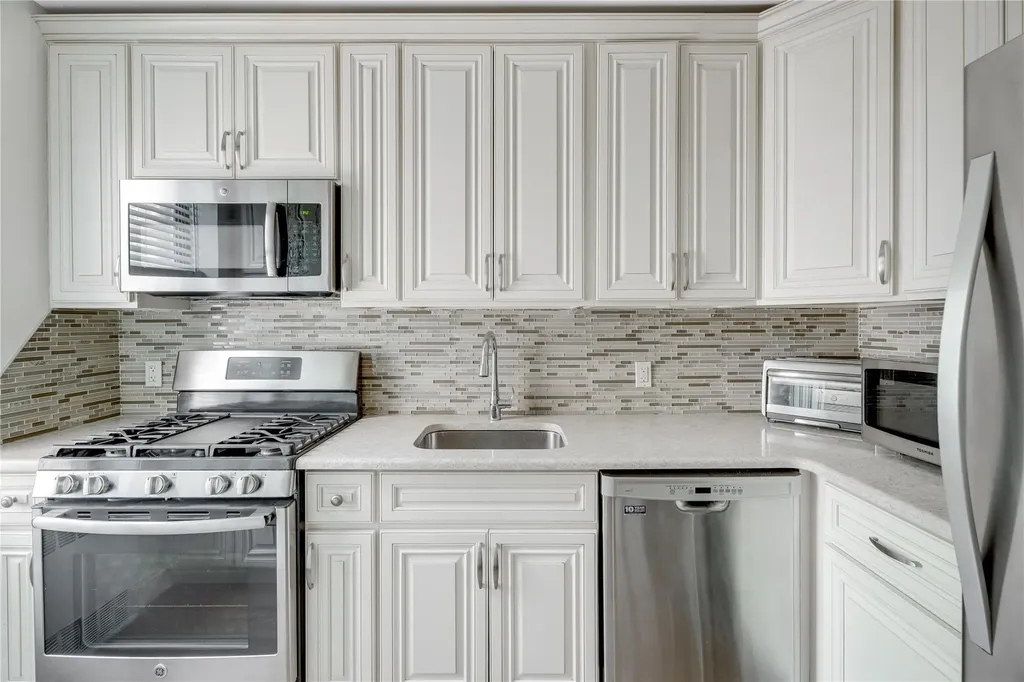 302 96th Street Brooklyn NY 11209