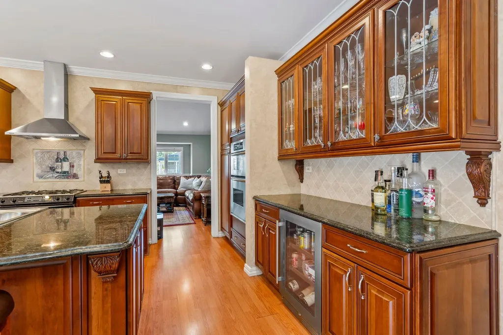 32 Sherman Drive Syosset NY 11791