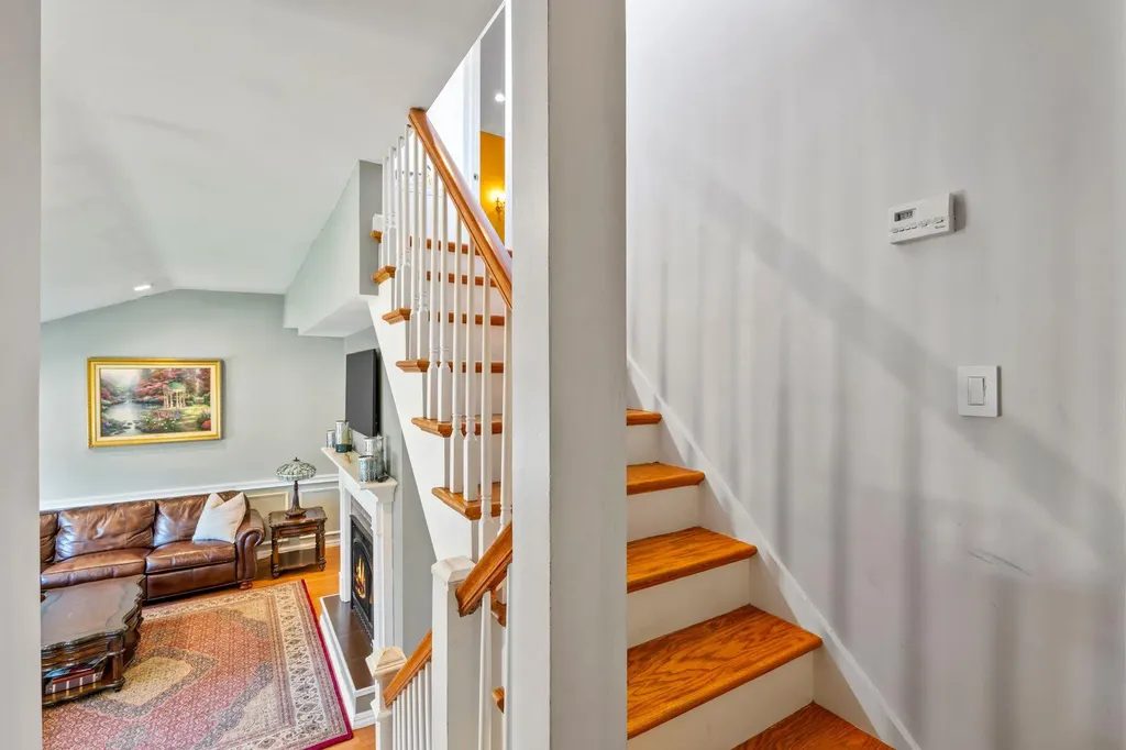 32 Sherman Drive Syosset NY 11791