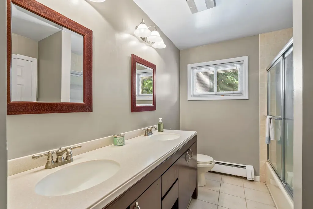 32 Sherman Drive Syosset NY 11791