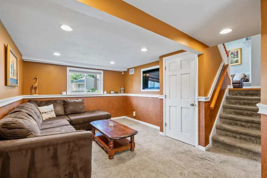 32 Sherman Drive Syosset NY 11791
