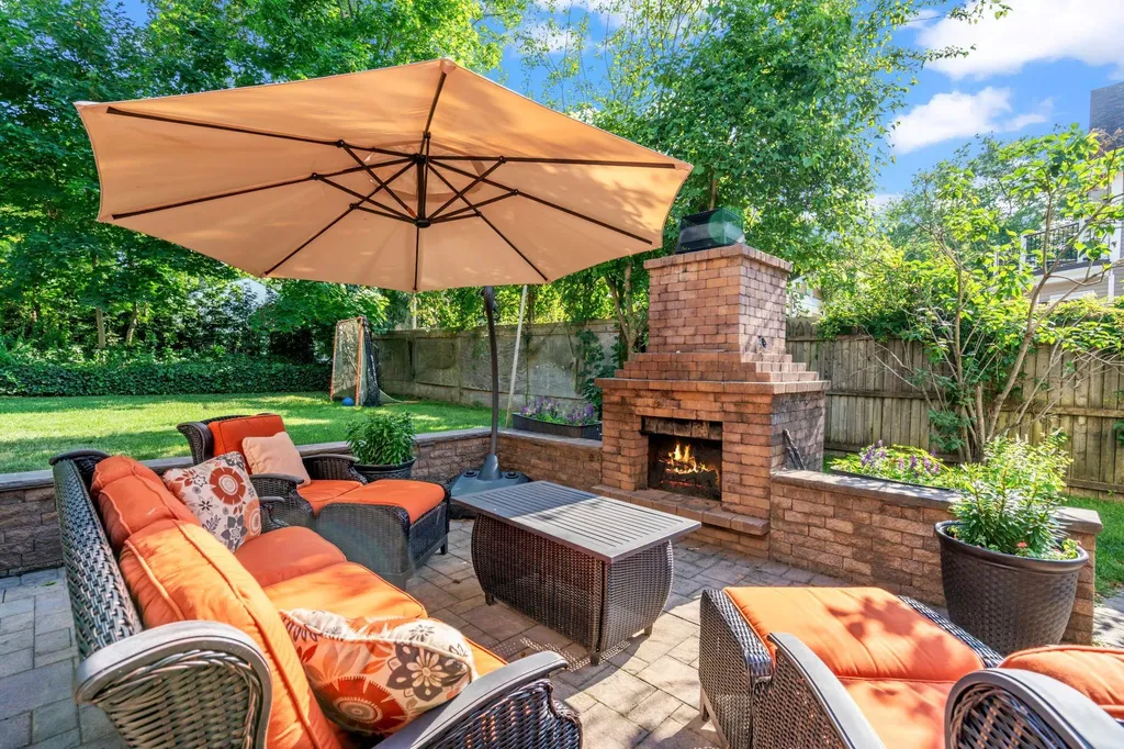 32 Sherman Drive Syosset NY 11791