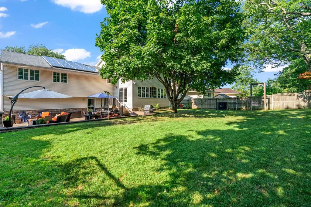 32 Sherman Drive Syosset NY 11791