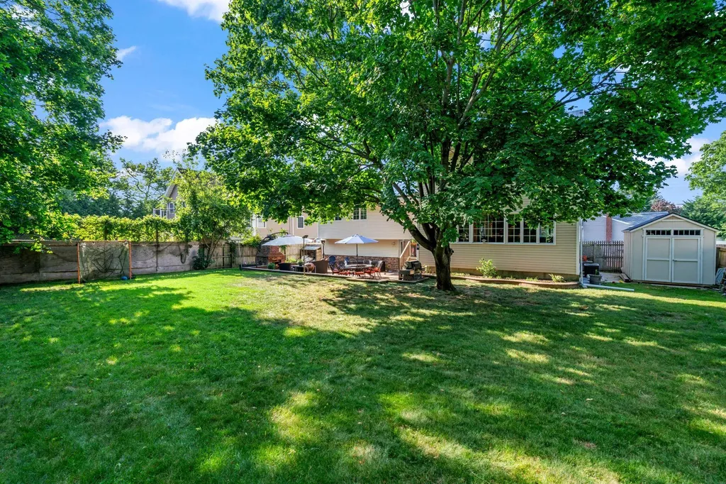 32 Sherman Drive Syosset NY 11791