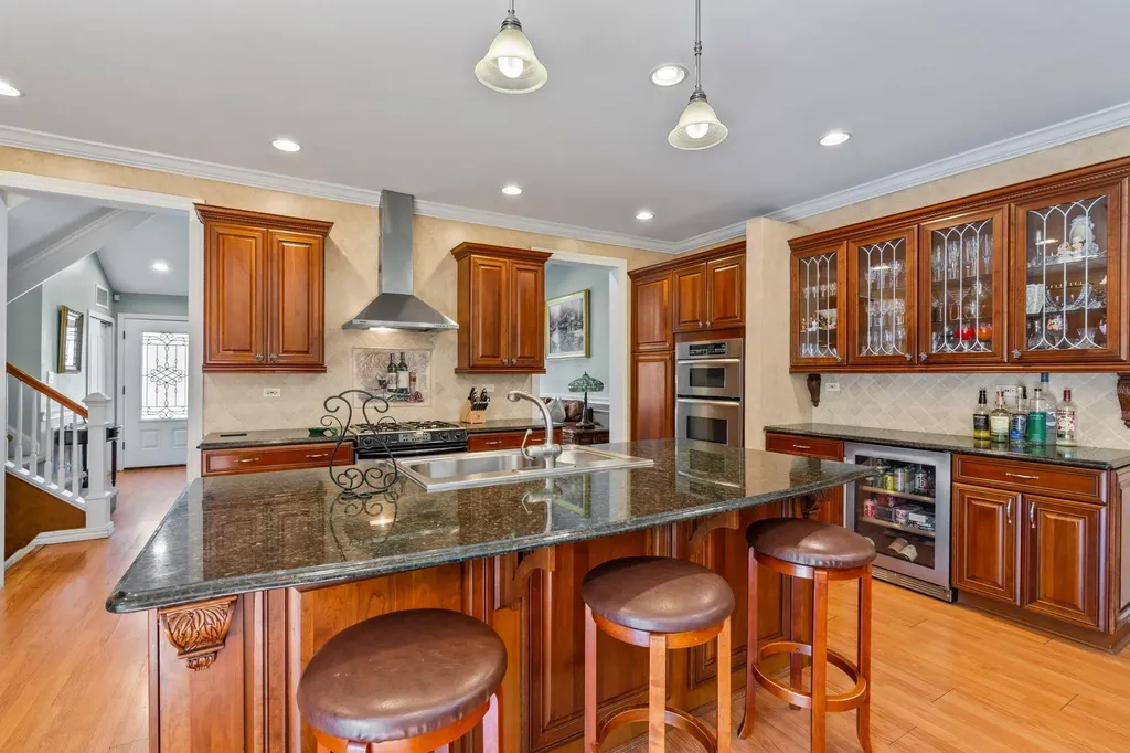 32 Sherman Drive Syosset NY 11791