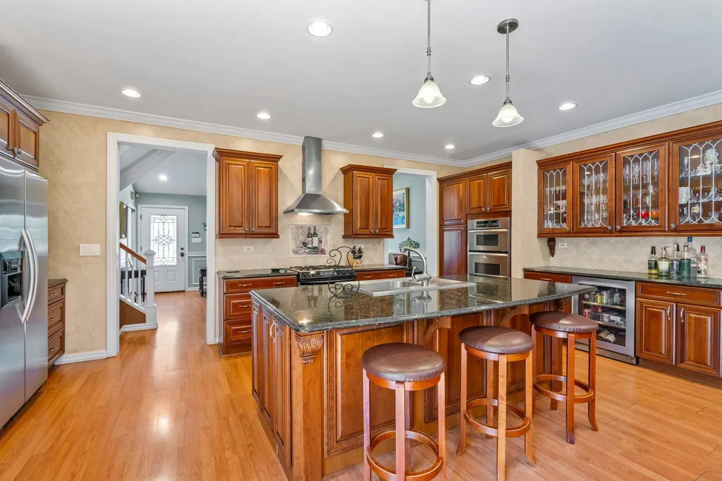 32 Sherman Drive Syosset NY 11791