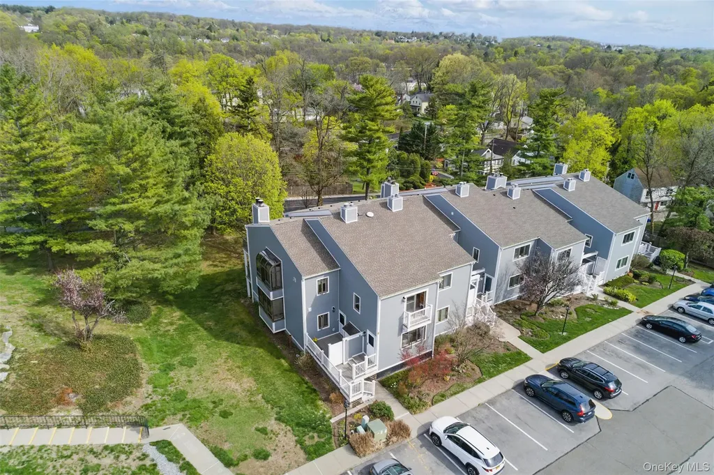 83 Hudson Point Lane Ossining NY 10562
