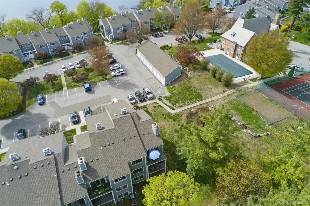 83 Hudson Point Lane Ossining NY 10562