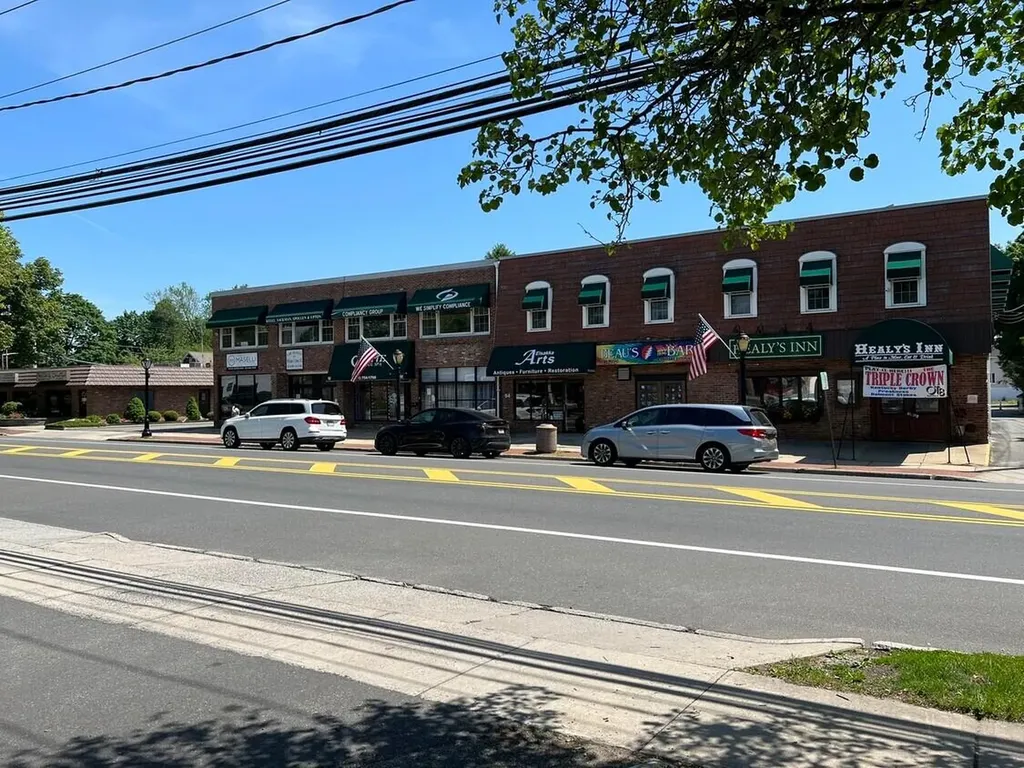 52 Broadway Greenlawn NY 11740