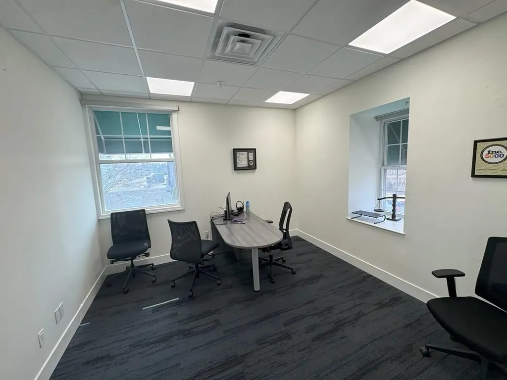 52 Broadway Greenlawn NY 11740