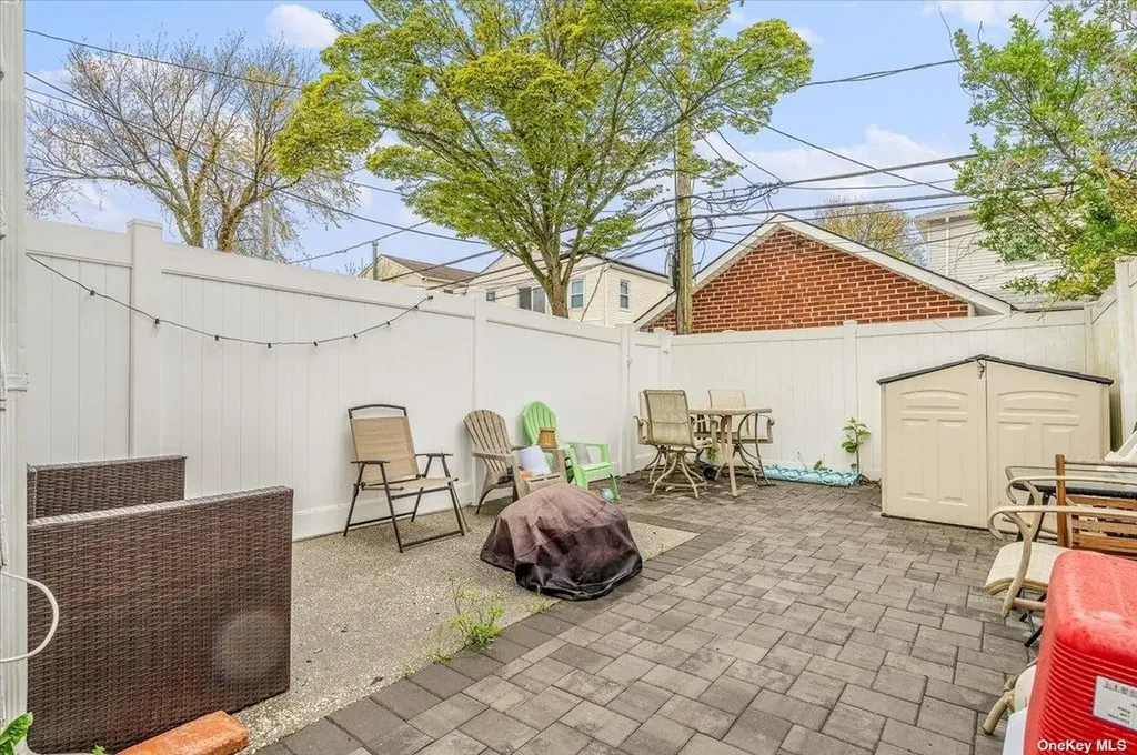 339 E Chester Street Long Beach NY 11561