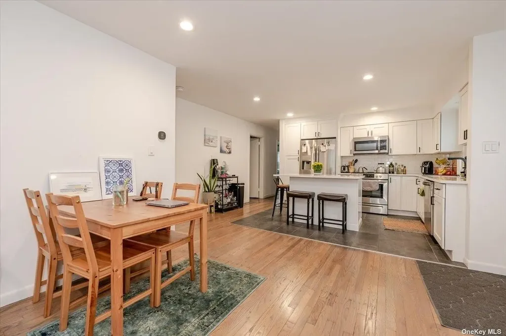 339 E Chester Street Long Beach NY 11561