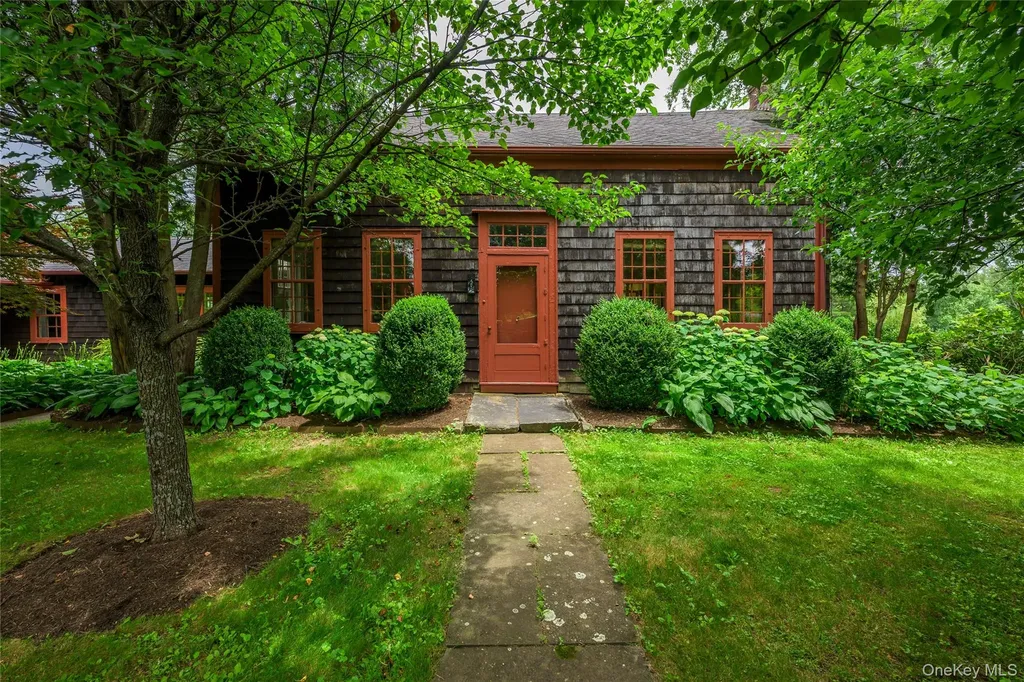 9960 Route 22 Hillsdale NY 12529