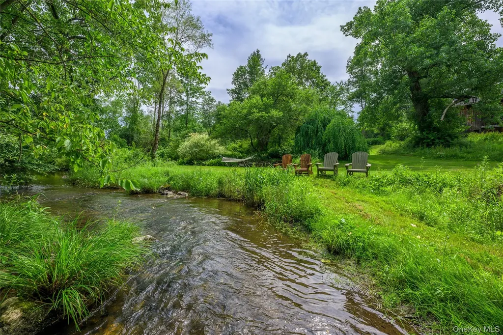 9960 Route 22 Hillsdale NY 12529