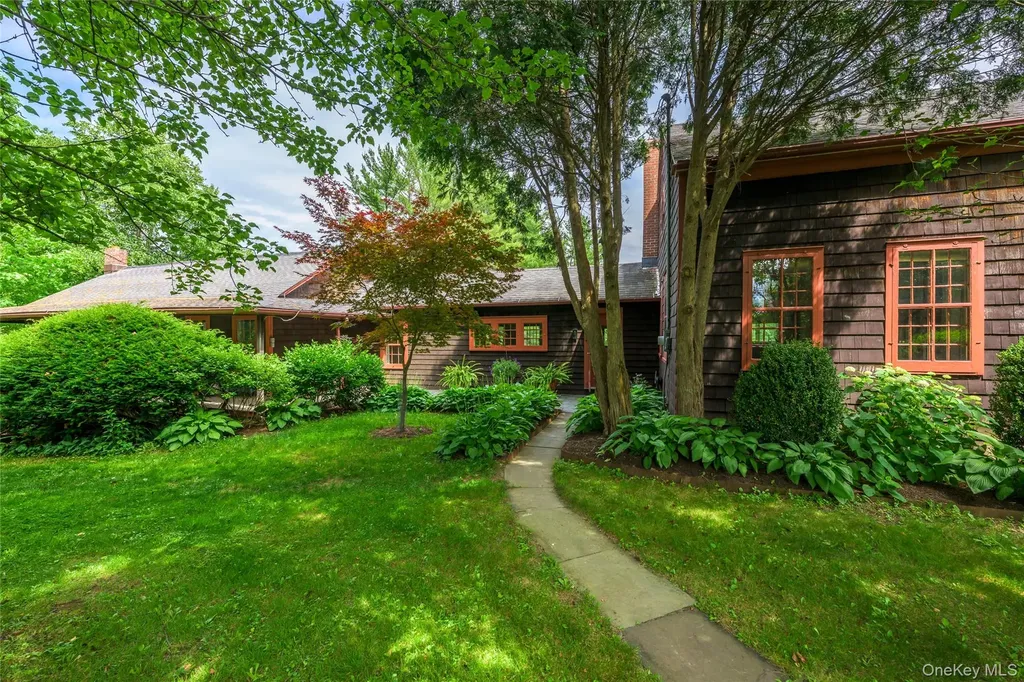 9960 Route 22 Hillsdale NY 12529