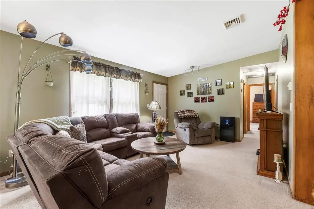 61 Travis Boulevard Catskill NY 12414