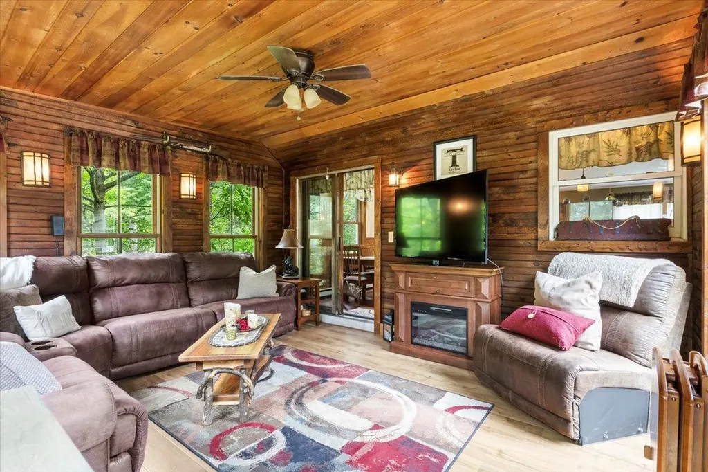 61 Travis Boulevard Catskill NY 12414