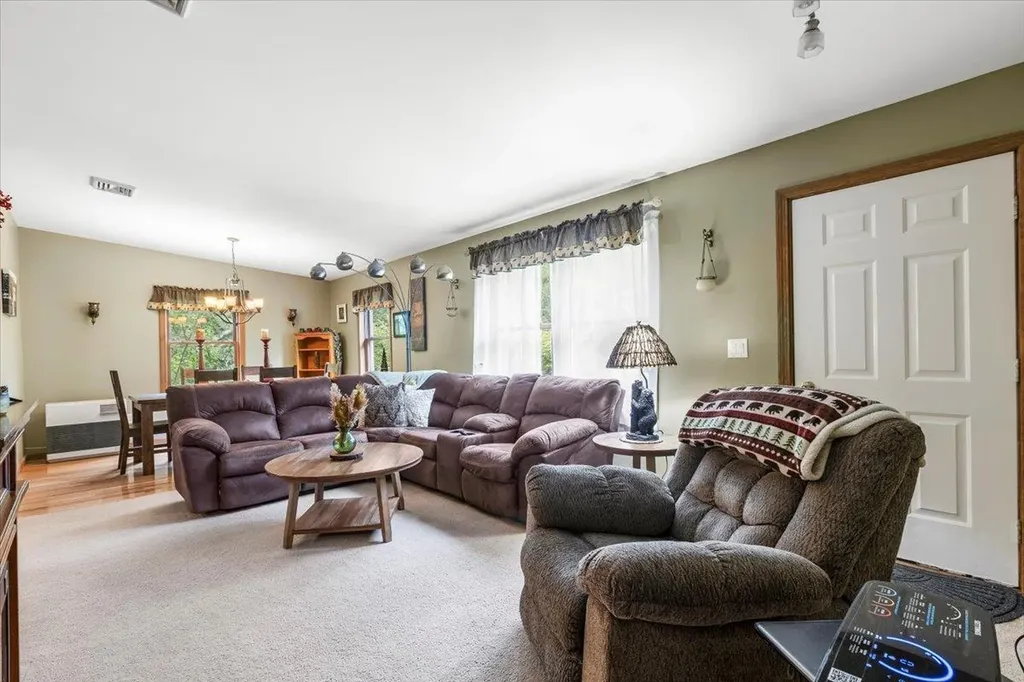 61 Travis Boulevard Catskill NY 12414