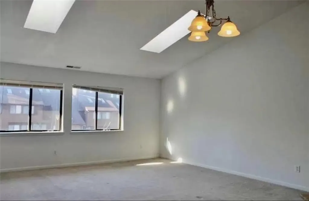 187 Red Cardinal Court Poughkeepsie NY 12603