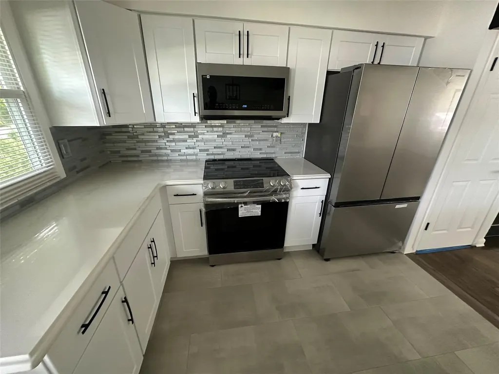 1070 Spur Drive S Islip NY 11706