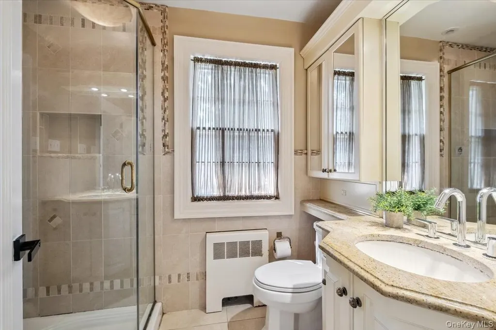 18 Forest Lane Scarsdale NY 10583