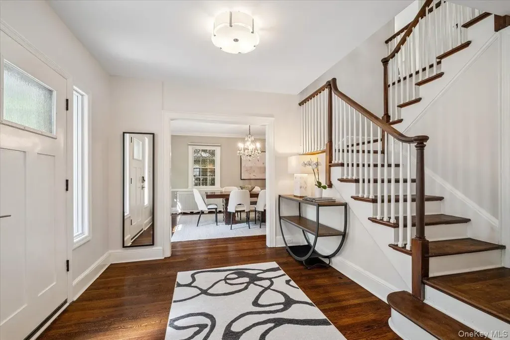 18 Forest Lane Scarsdale NY 10583