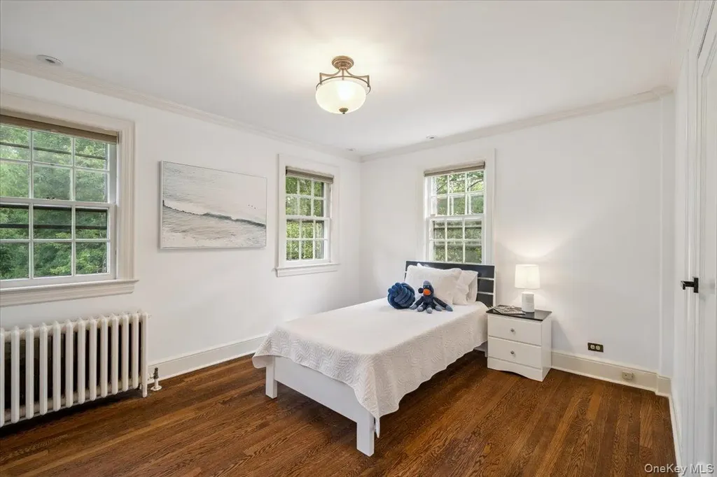 18 Forest Lane Scarsdale NY 10583