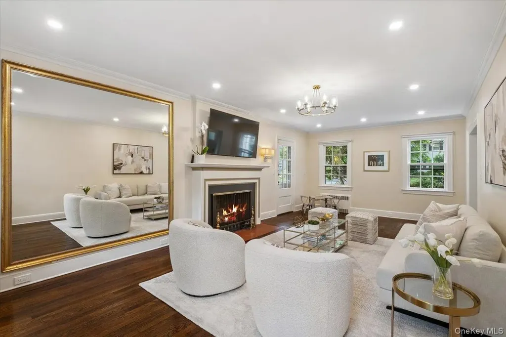 18 Forest Lane Scarsdale NY 10583