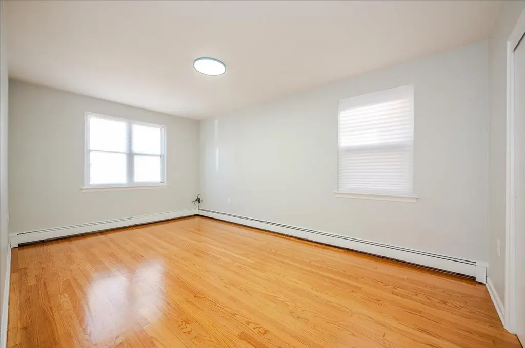 1181 Neill Avenue Bronx NY 10461