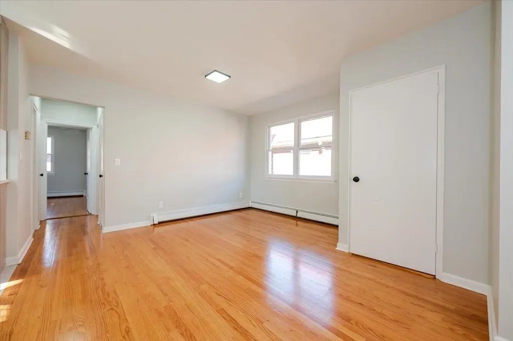 1181 Neill Avenue Bronx NY 10461