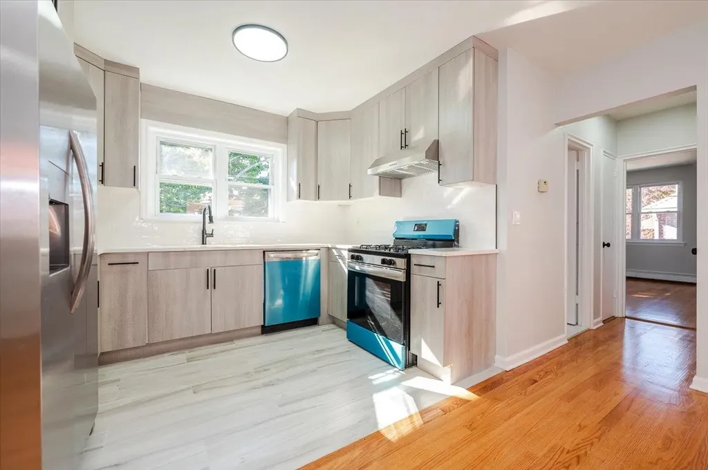 1181 Neill Avenue Bronx NY 10461