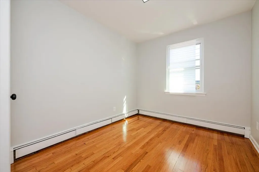 1181 Neill Avenue Bronx NY 10461