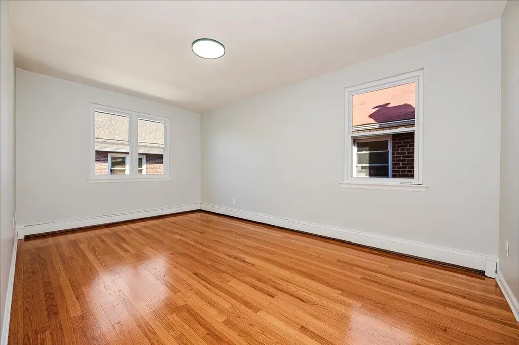 1181 Neill Avenue Bronx NY 10461