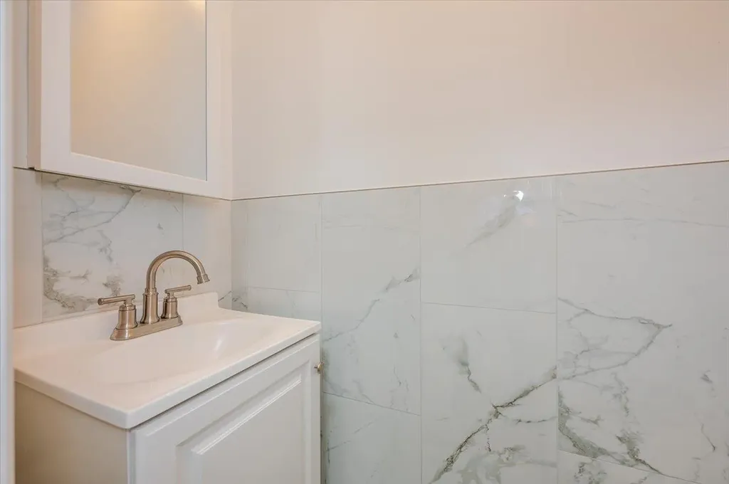 1181 Neill Avenue Bronx NY 10461