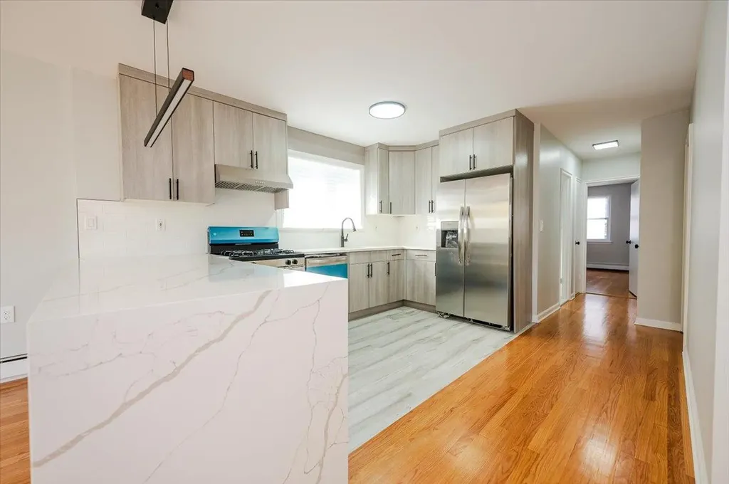 1181 Neill Avenue Bronx NY 10461