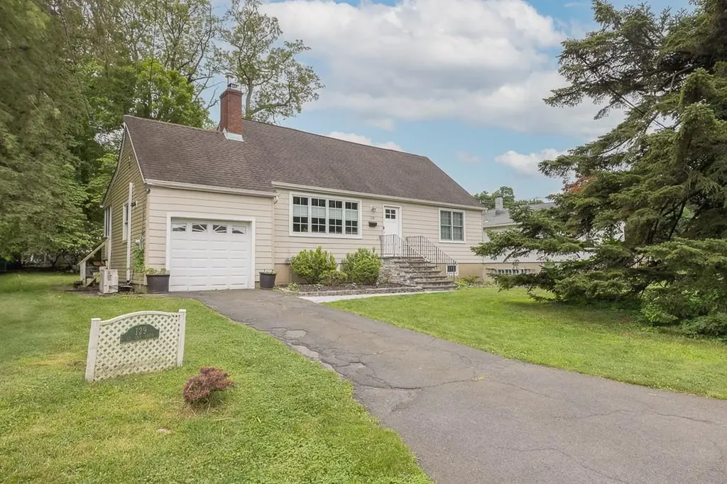 129 Lt Cox Drive Pearl River NY 10965