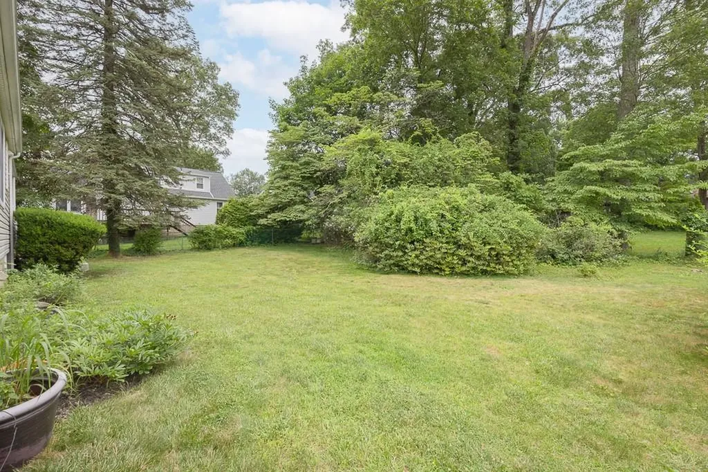 129 Lt Cox Drive Pearl River NY 10965