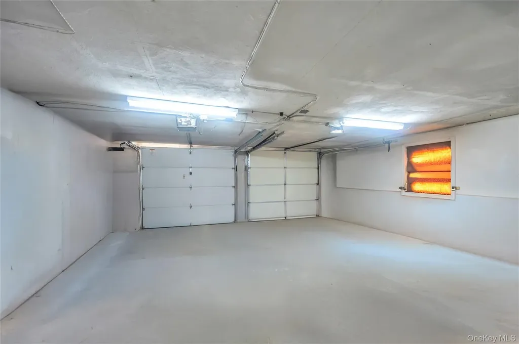 1091 Cramer Court North Baldwin NY 11510