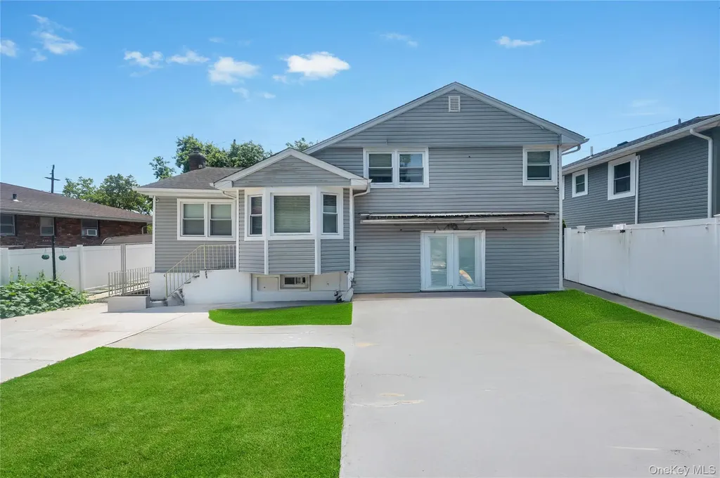 1091 Cramer Court North Baldwin NY 11510