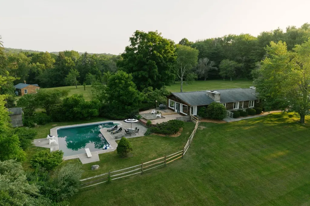 3254 Route 82 Verbank NY 12585