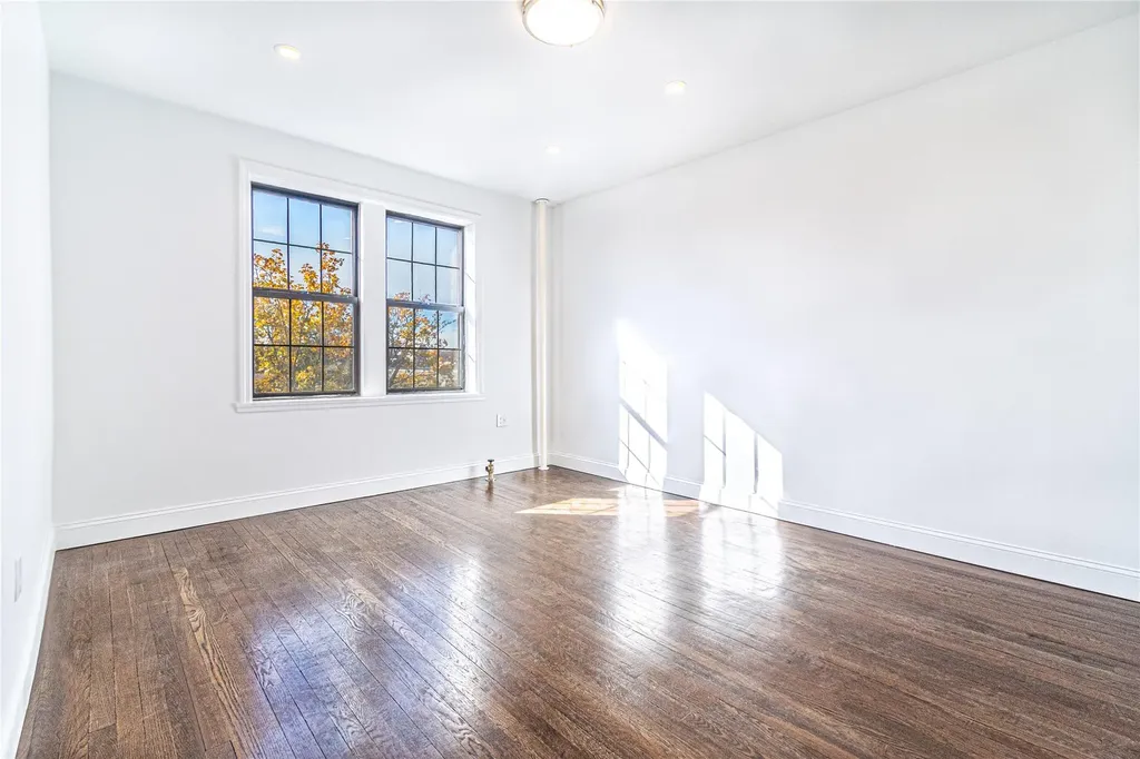 68-30 Burns Street Forest Hills NY 11375