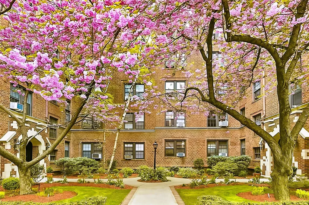 68-30 Burns Street Forest Hills NY 11375