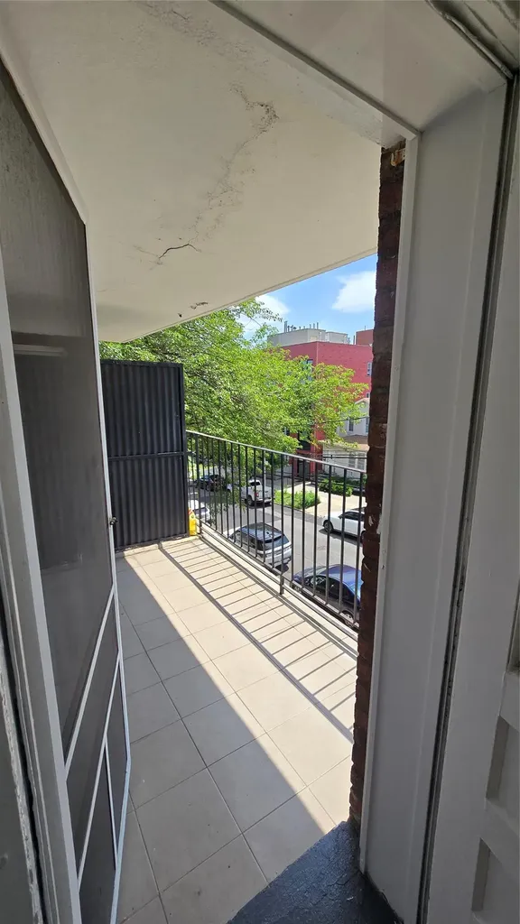 86-05 60 Road Elmhurst NY 11373