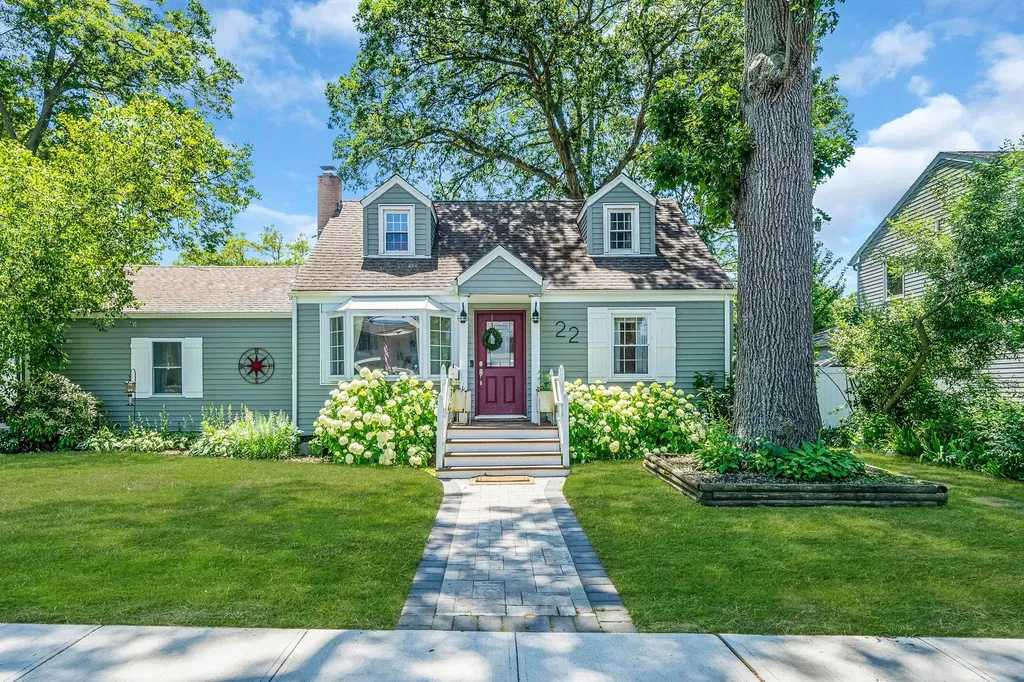 22 Howell Street Patchogue NY 11772