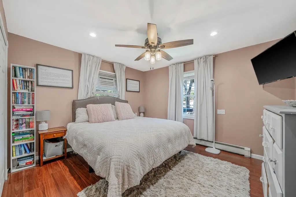 22 Howell Street Patchogue NY 11772
